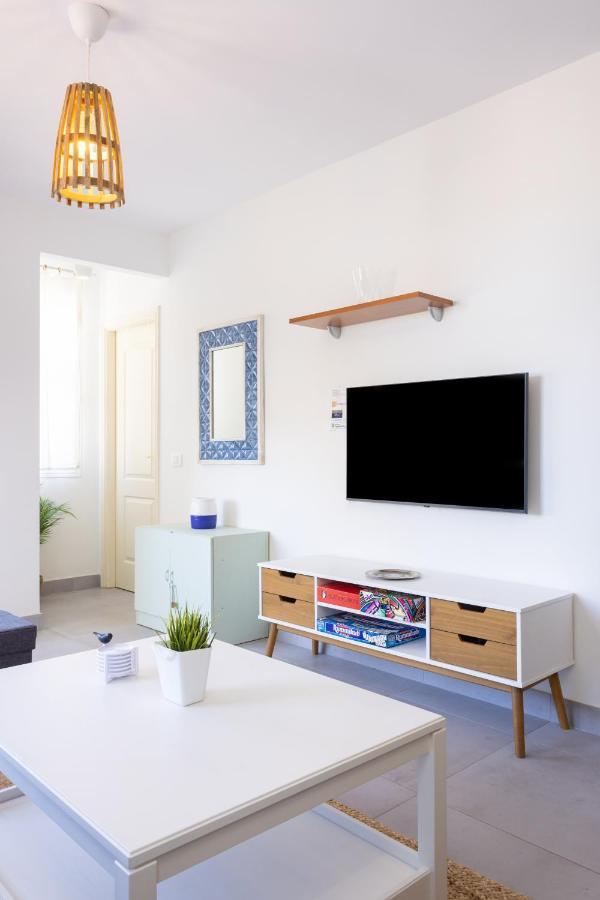Home2Book Cozy Apartment El Medano, Wifi Bagian luar foto